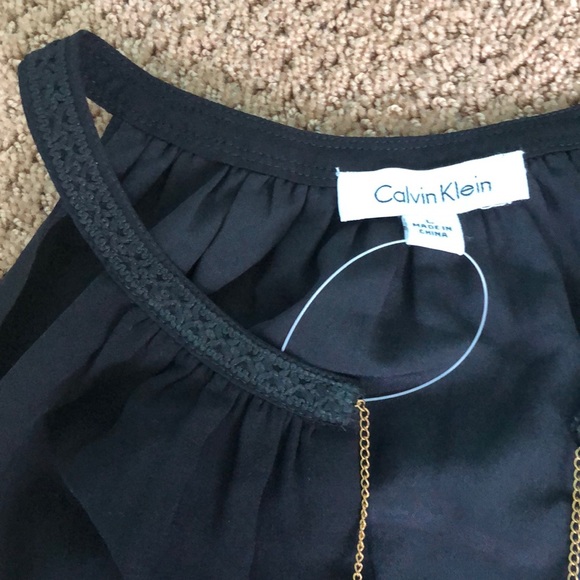 Calvin Klein Tops - Calvin Klein Black Sleeveless Top with Gold Chain